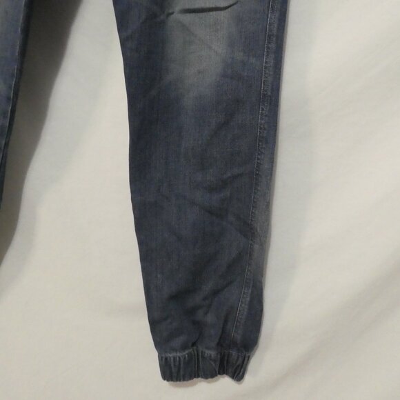 H&M - Divided | size 32 | Faded Blue Denim Joggers - Picture 8 of 14